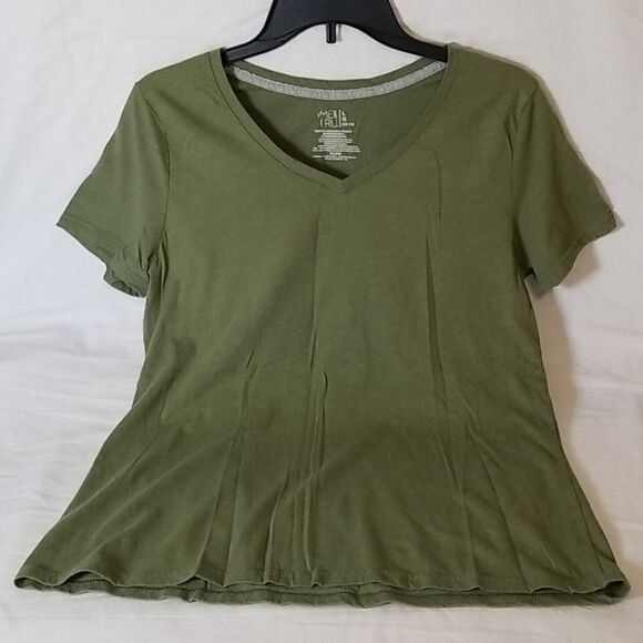 Time and Tru Camo Green‎ Short Sleeve V-Neck Tee Size L - Picture 1 of 6